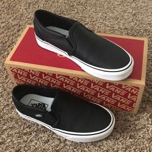 Women’s black slip on Vans size 6